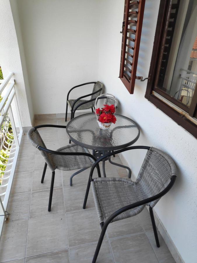 Apartmani Vitic بار المظهر الخارجي الصورة