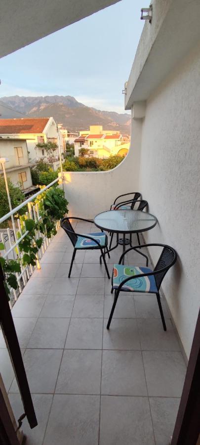 Apartmani Vitic بار المظهر الخارجي الصورة