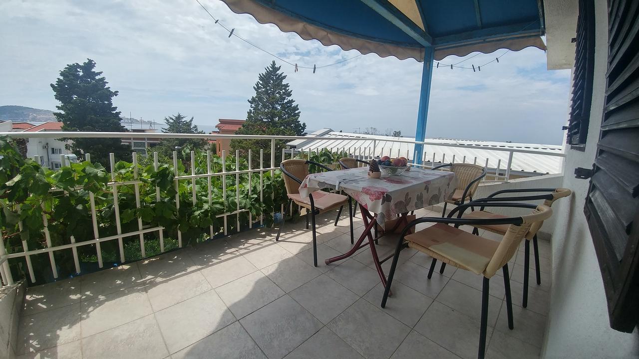 Apartmani Vitic بار المظهر الخارجي الصورة