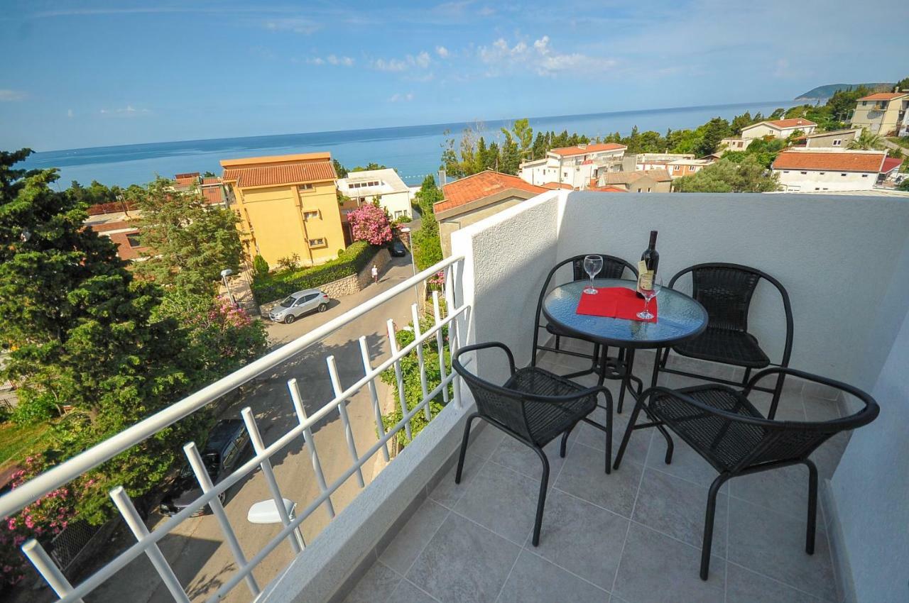 Apartmani Vitic بار المظهر الخارجي الصورة